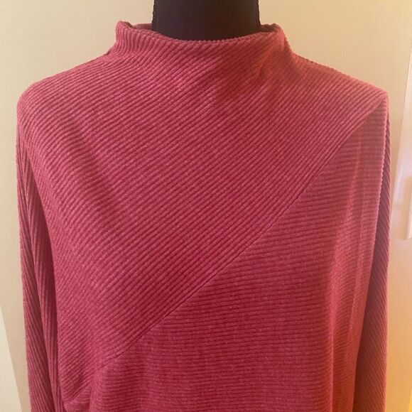 Lemon Tart Plus gorgeous soft red lightweight sweater with turtleneck size 2X - Picture 2 of 13